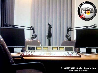 KISS_FM_Aceh_Indonesian