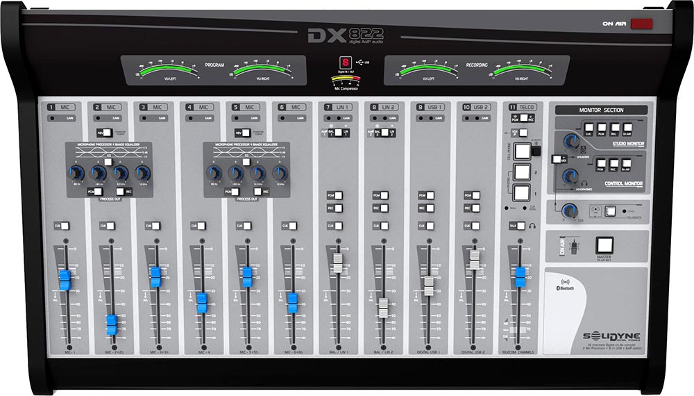 DX822-front-1K